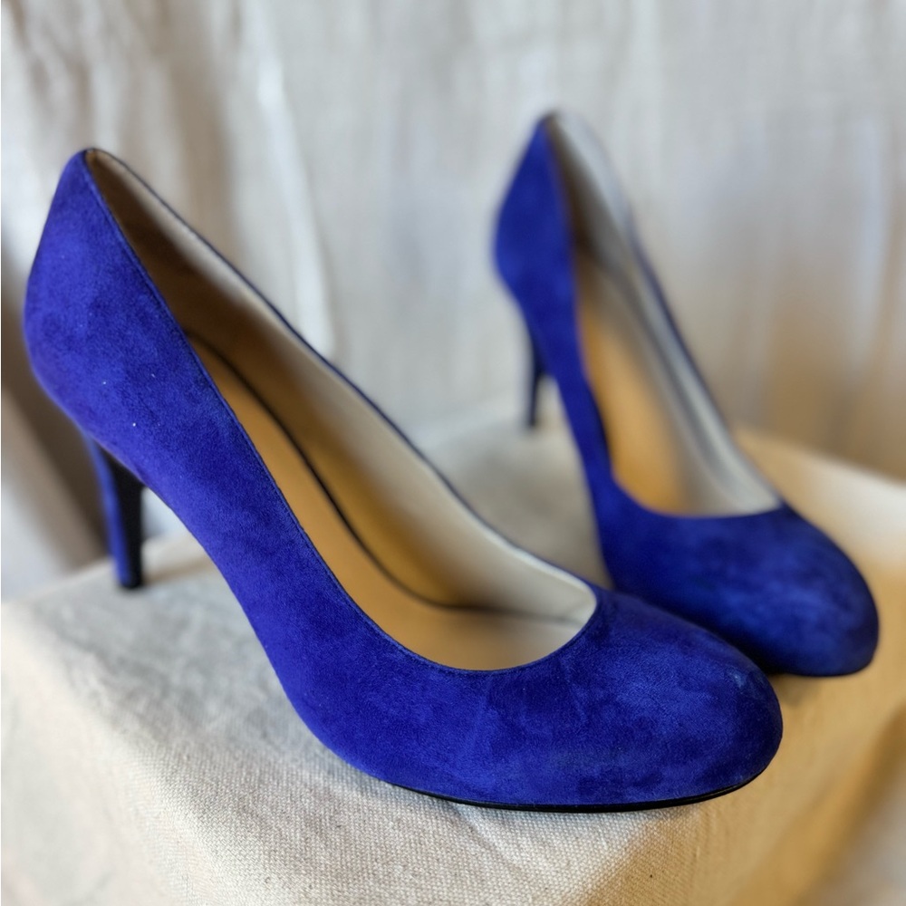 NINE WEST :: Elegant Blue Suede Women's Pumps
